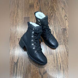 New Caslon Tatum Faux Fur Lined Lug Women Leather Bootie size 7 Black